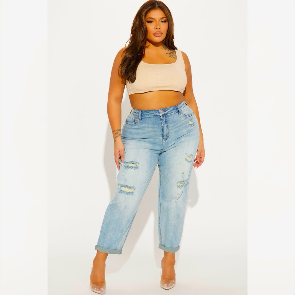 Fashion Nova Gerrit Boyfriend Jeans sz16 BNWT Lite Wash Super Comfy! 👖